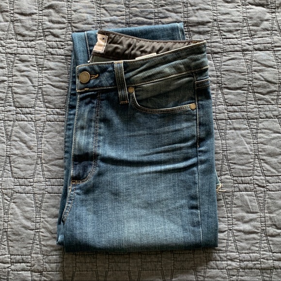 PAIGE Denim - Paige Colette Cropped Flare Jean